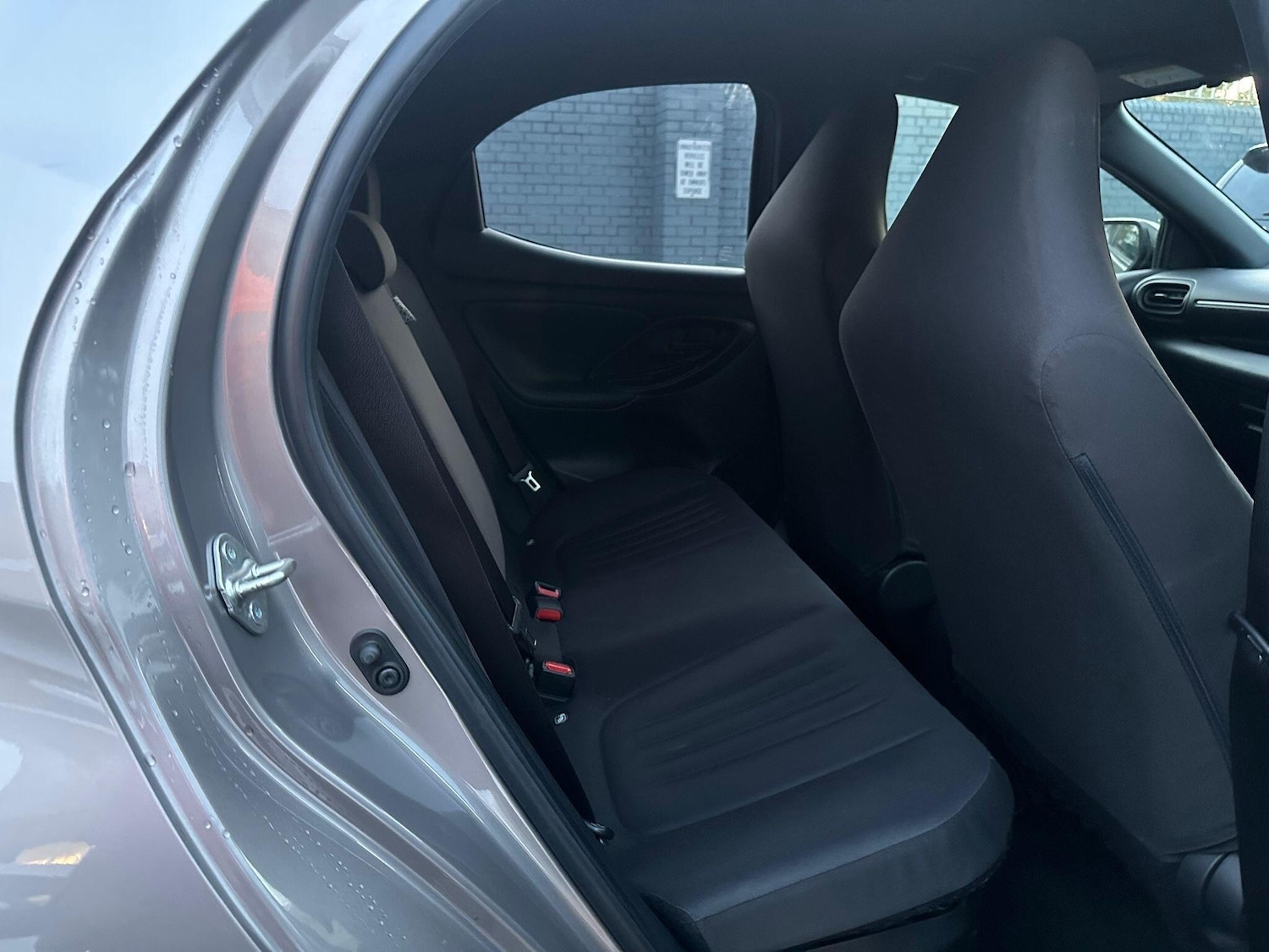 Used Toyota Yaris for sale - 76912754: Photo 17