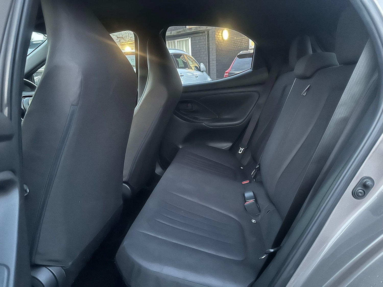 Used Toyota Yaris for sale - 76912754: Photo 18