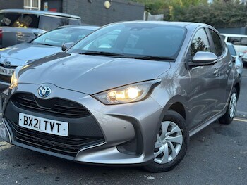 (21) - 1.5 VVT-h Dynamic Hatchback 5dr Petrol Hybrid E-CVT Euro 6 (s/s) (116 ps)