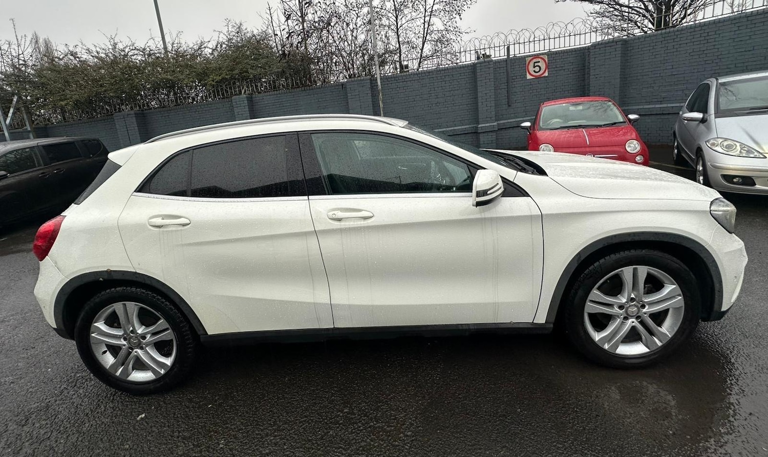 Used Mercedes-Benz GLA for sale - 77625825: Photo 4