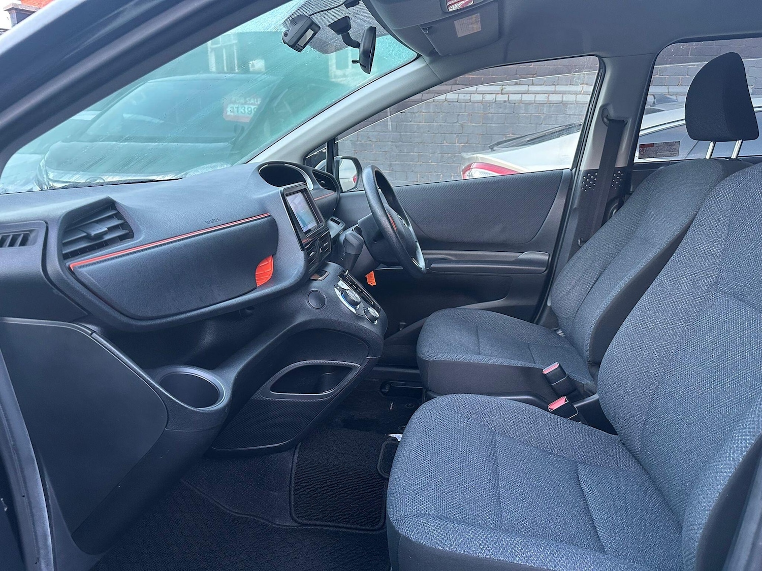 Used Toyota Sienta 2025 for sale - 77084401: Photo 20