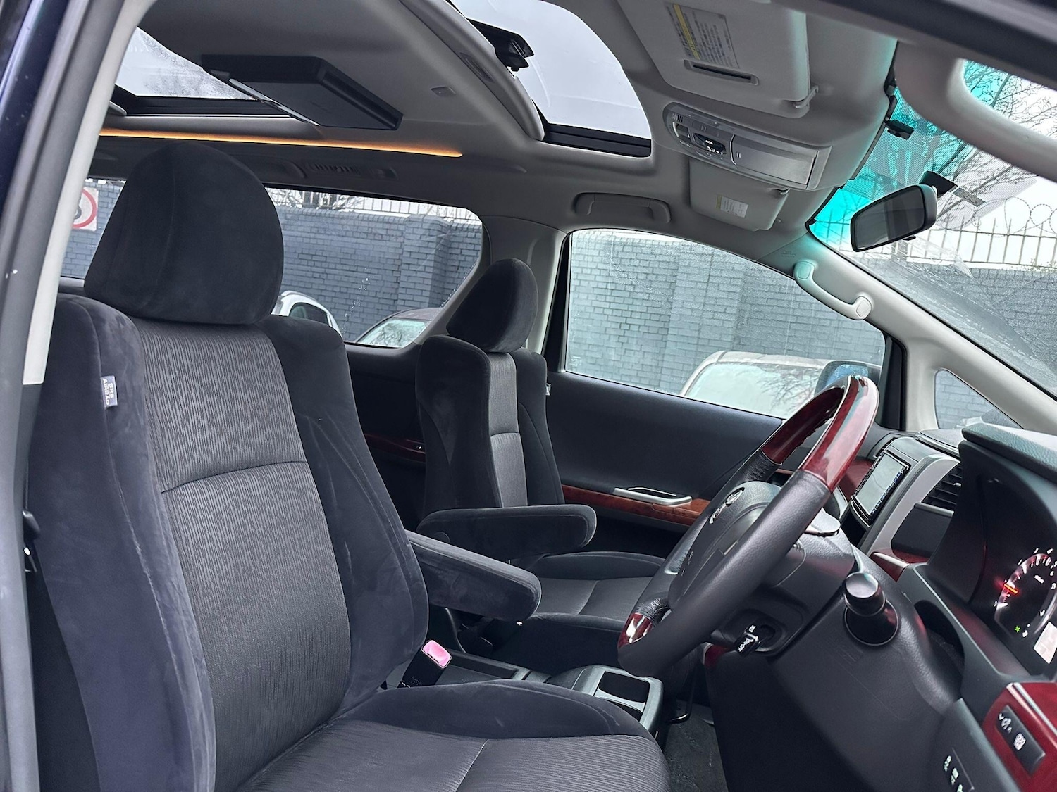 Used Toyota Alphard 2025 for sale - 76607114: Photo 13