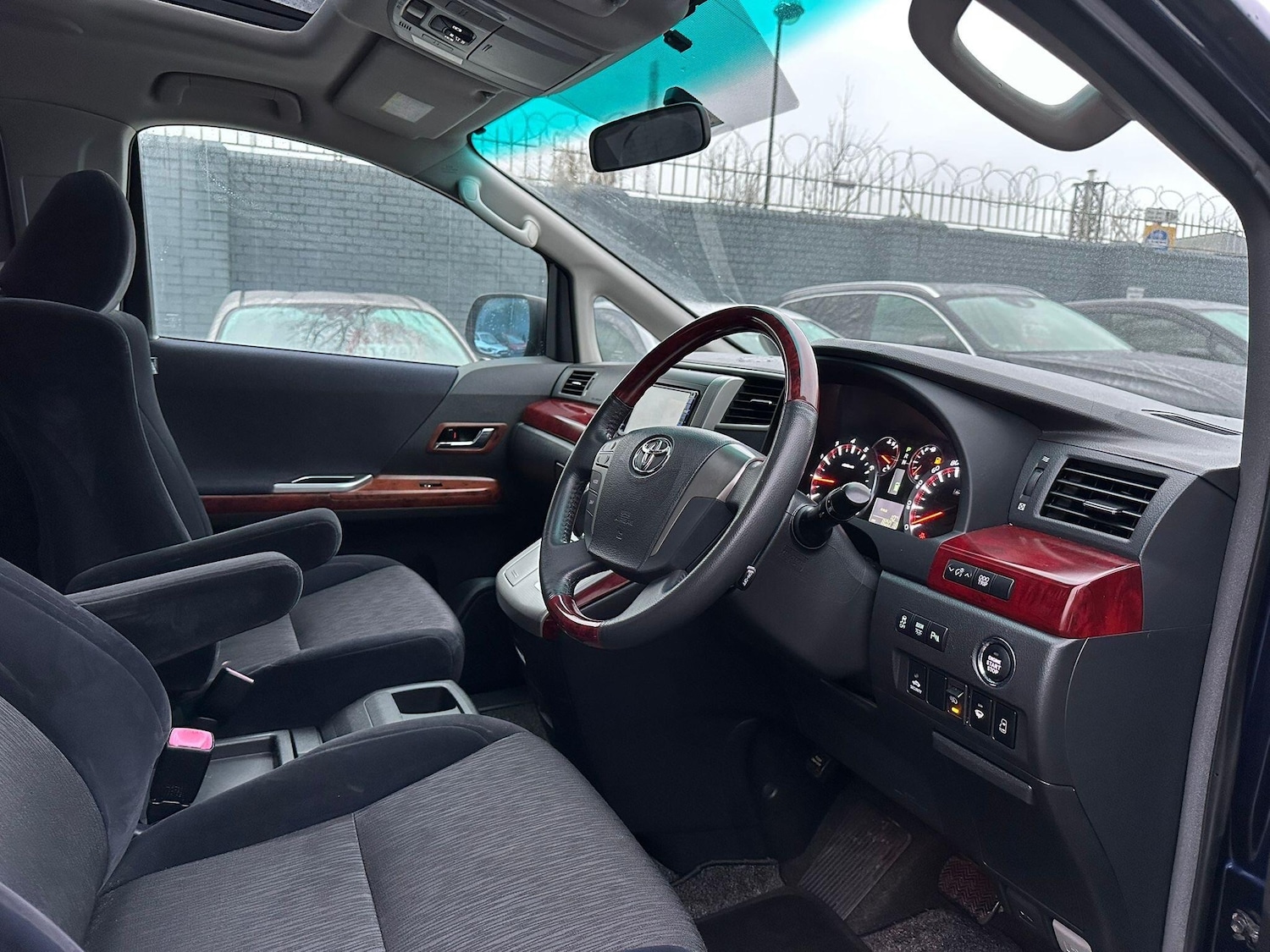 Used Toyota Alphard 2025 for sale - 76607114: Photo 14