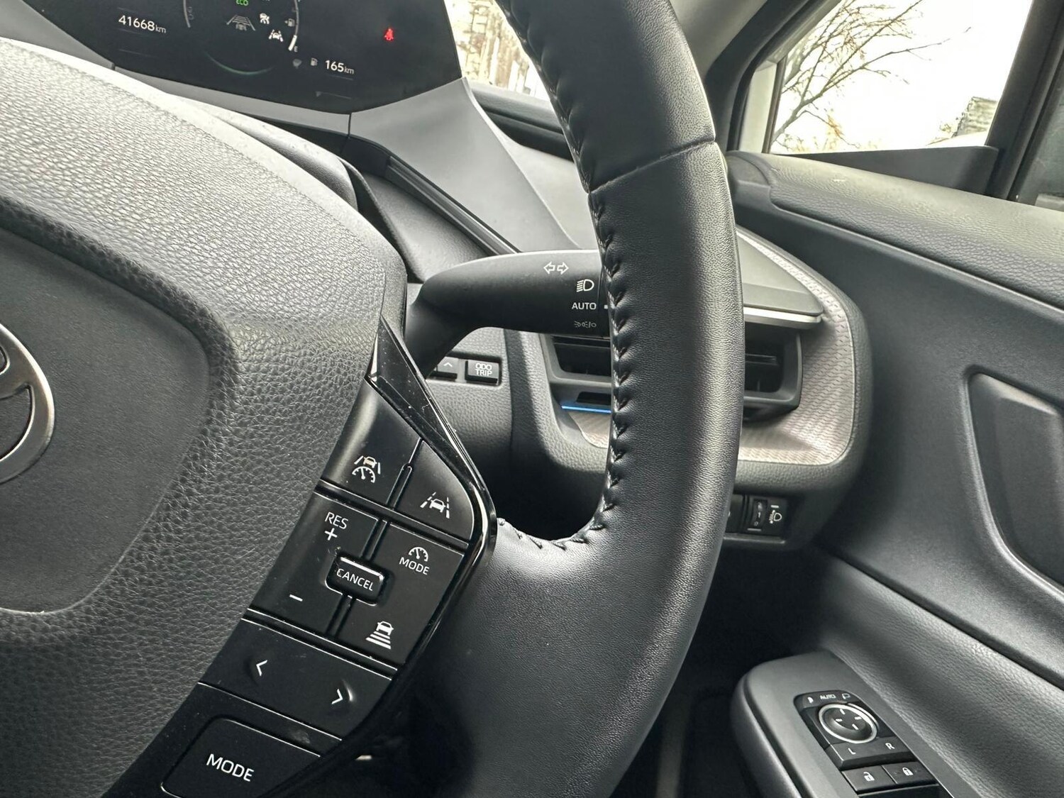 Used Toyota Prius for sale - 77823810: Photo 9