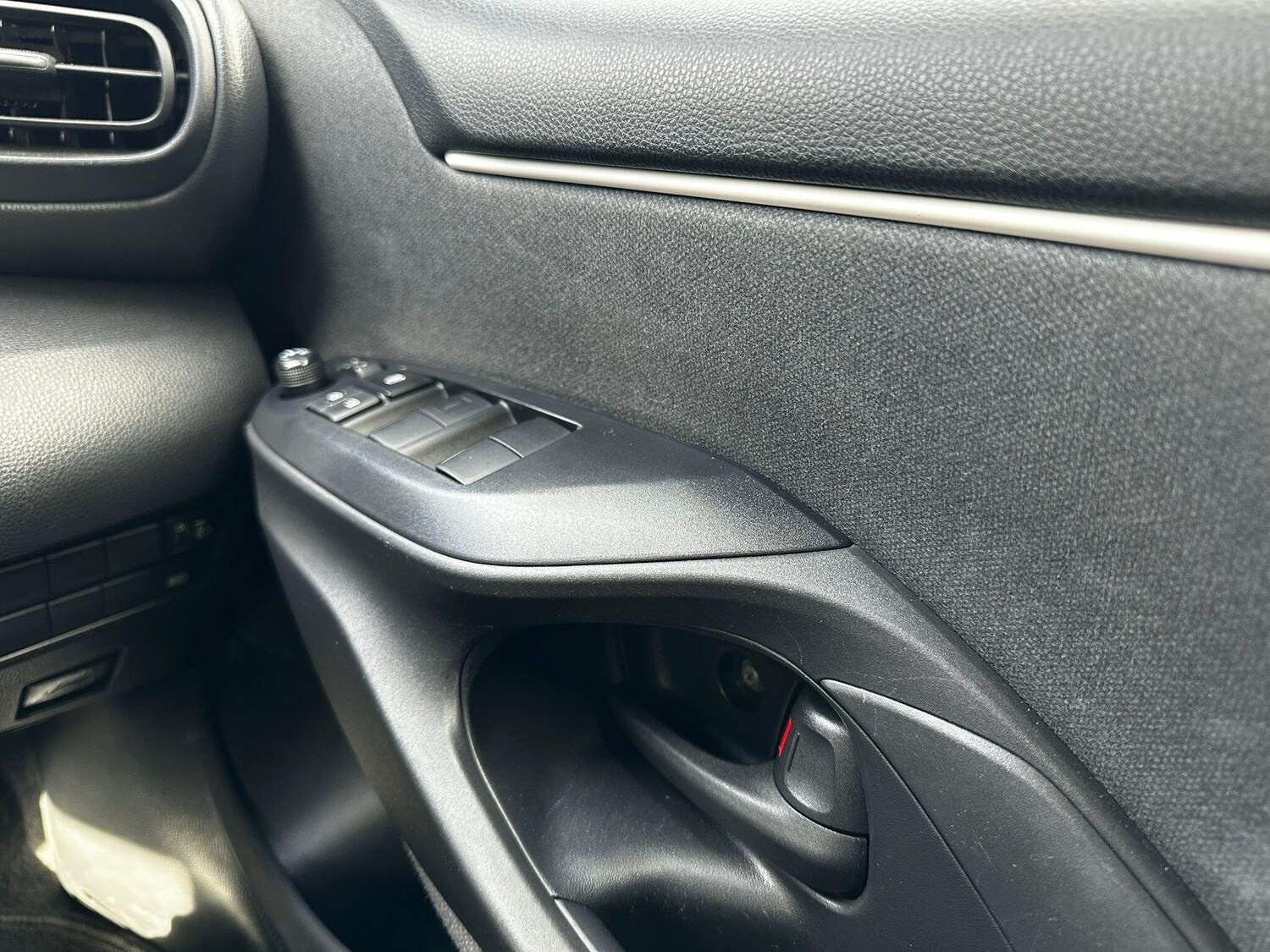 Used Toyota Yaris 2025 for sale - 78019041: Photo 18