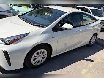 Used Toyota Prius 2019 for sale - 79509275: Photo