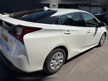 Used Toyota Prius 2019 for sale - 79509275: Photo