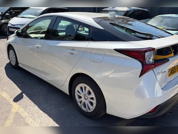 Used Toyota Prius 2019 for sale - 79509275: Photo