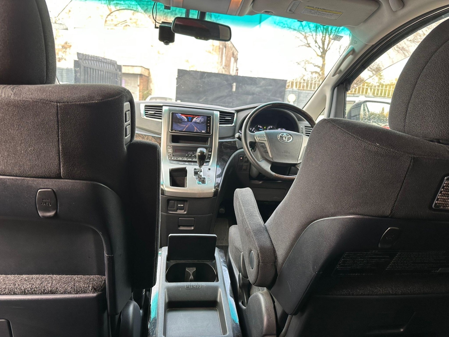 Used Toyota Vellfire 2025 for sale - 76994595: Photo 22