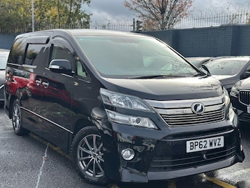 Used Toyota Vellfire 2012 for sale - 76994595: Photo