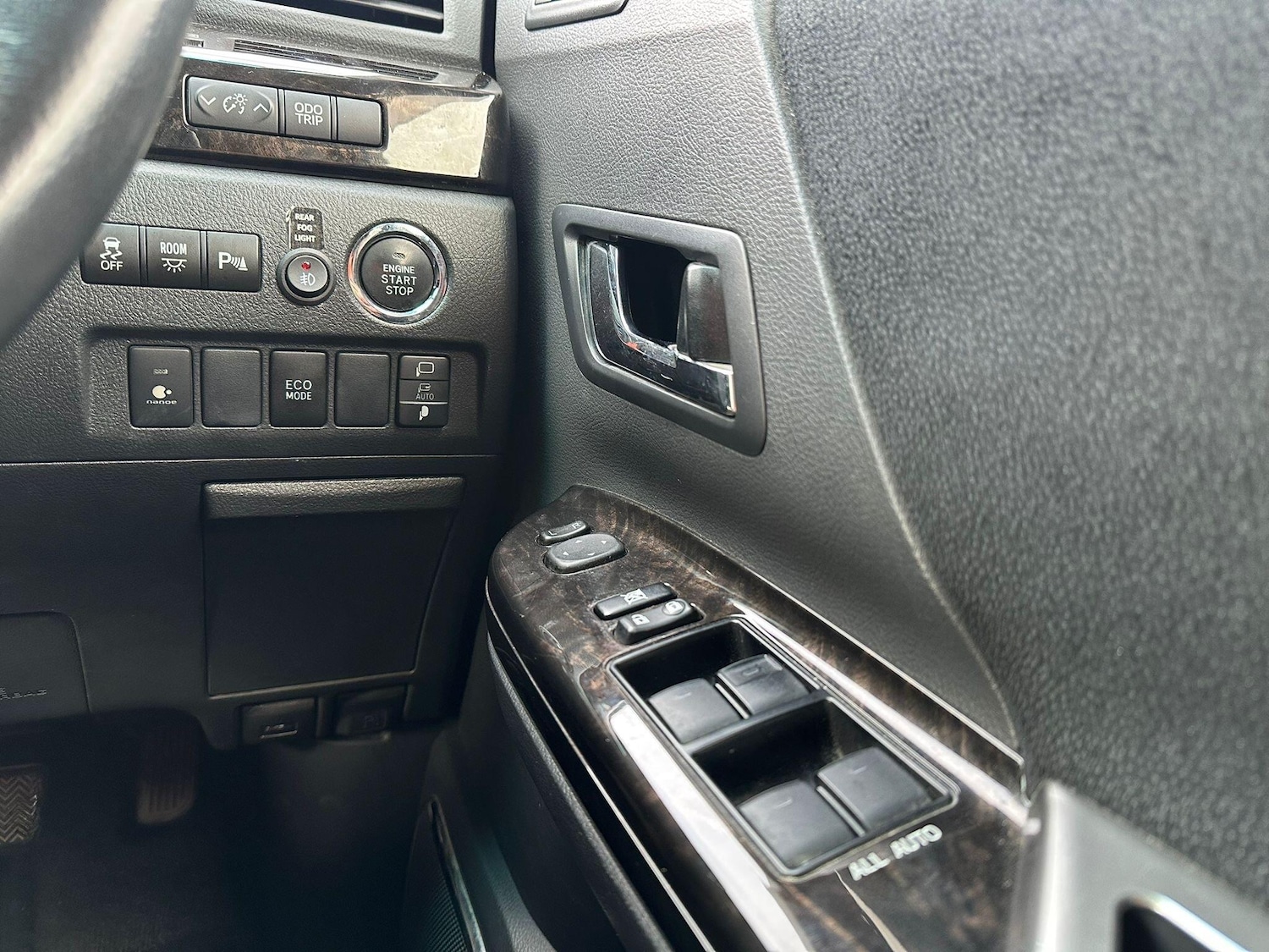 Used Toyota Vellfire 2025 for sale - 76994595: Photo 6