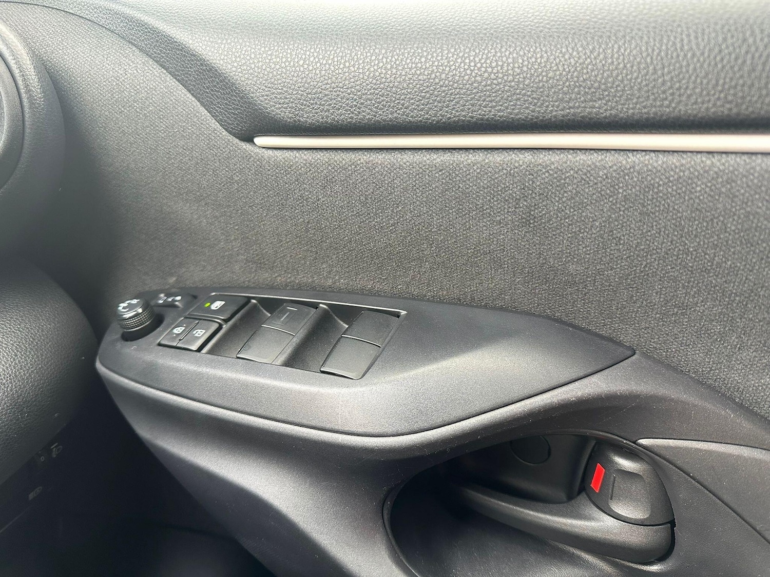 Used Toyota Yaris 2025 for sale - 76633663: Photo 13