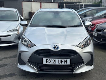 Used Toyota Yaris 2021 for sale - 76633663: Photo