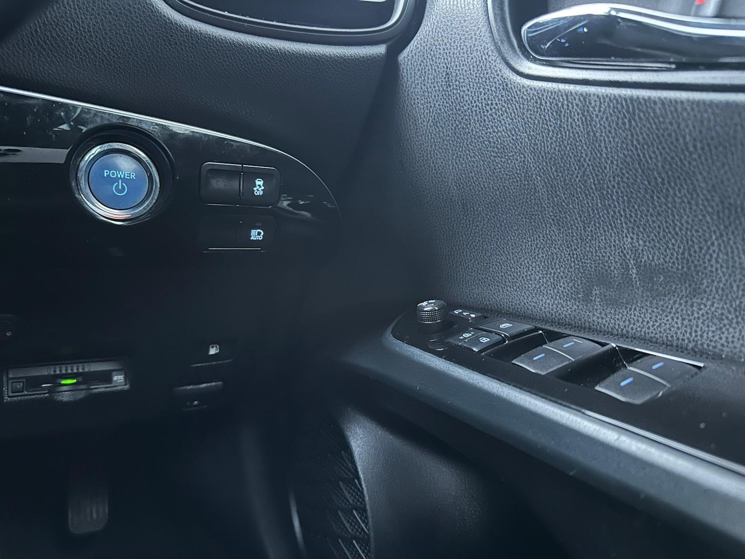 Used Toyota Prius for sale - 77783695: Photo 12