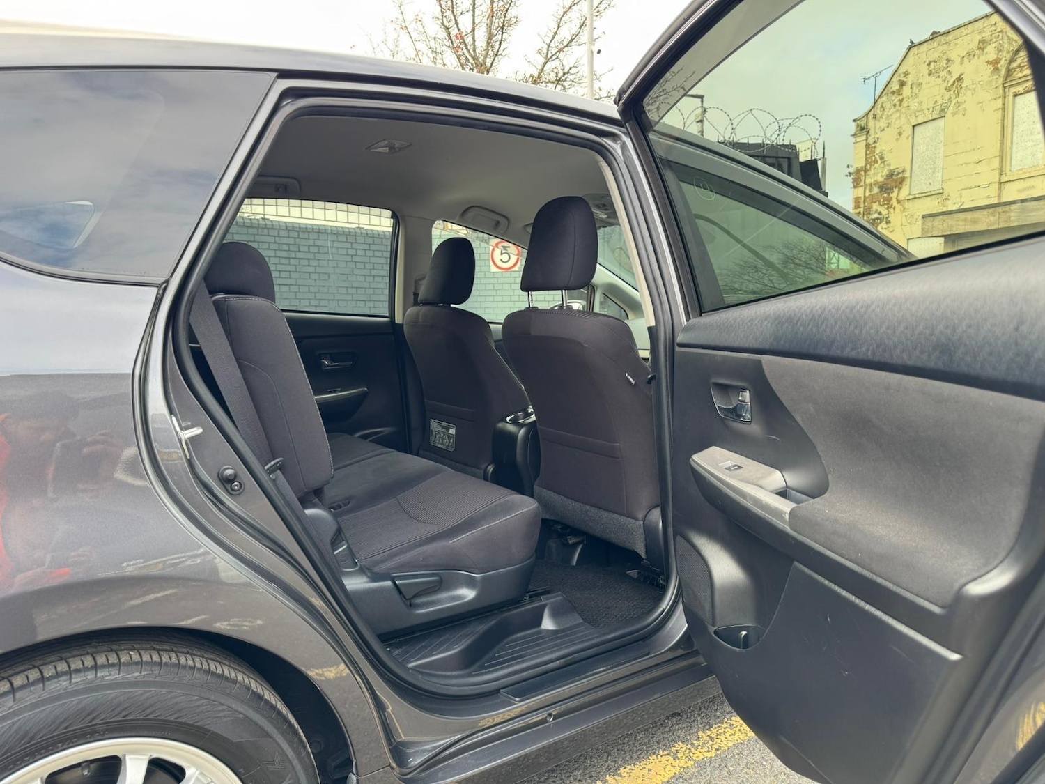 Used Toyota Prius+ 2025 for sale - 76991697: Photo 18