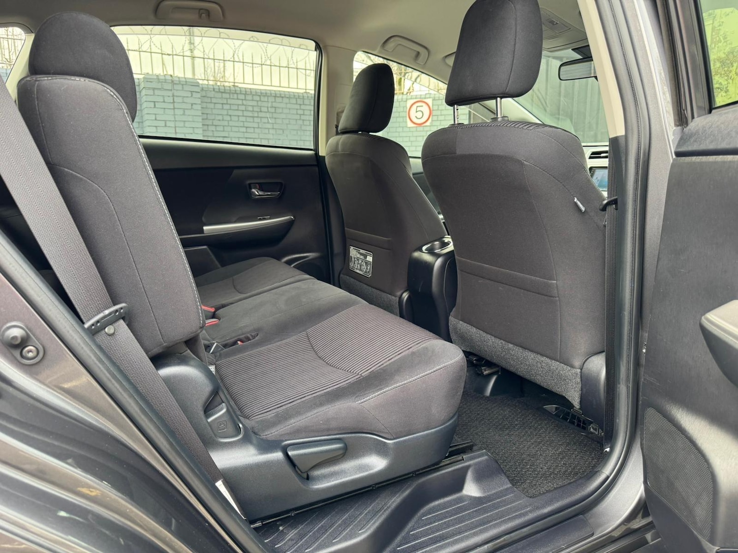 Used Toyota Prius+ 2025 for sale - 76991697: Photo 19