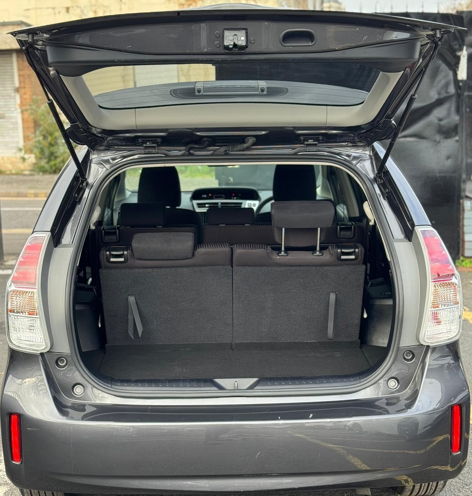 Used Toyota Prius+ 2025 for sale - 76991697: Photo 22