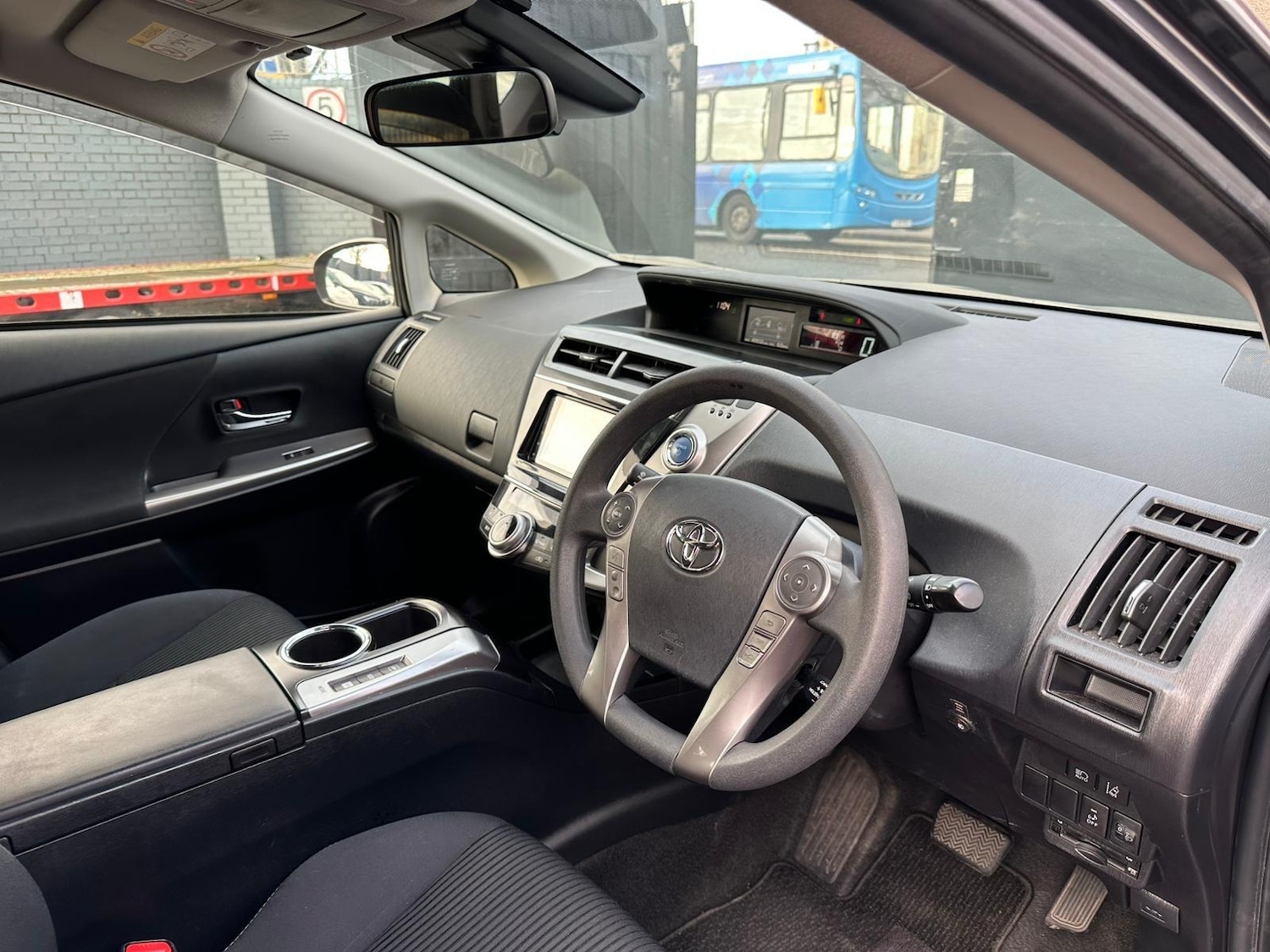 Used Toyota Prius+ 2025 for sale - 76991697: Photo 30