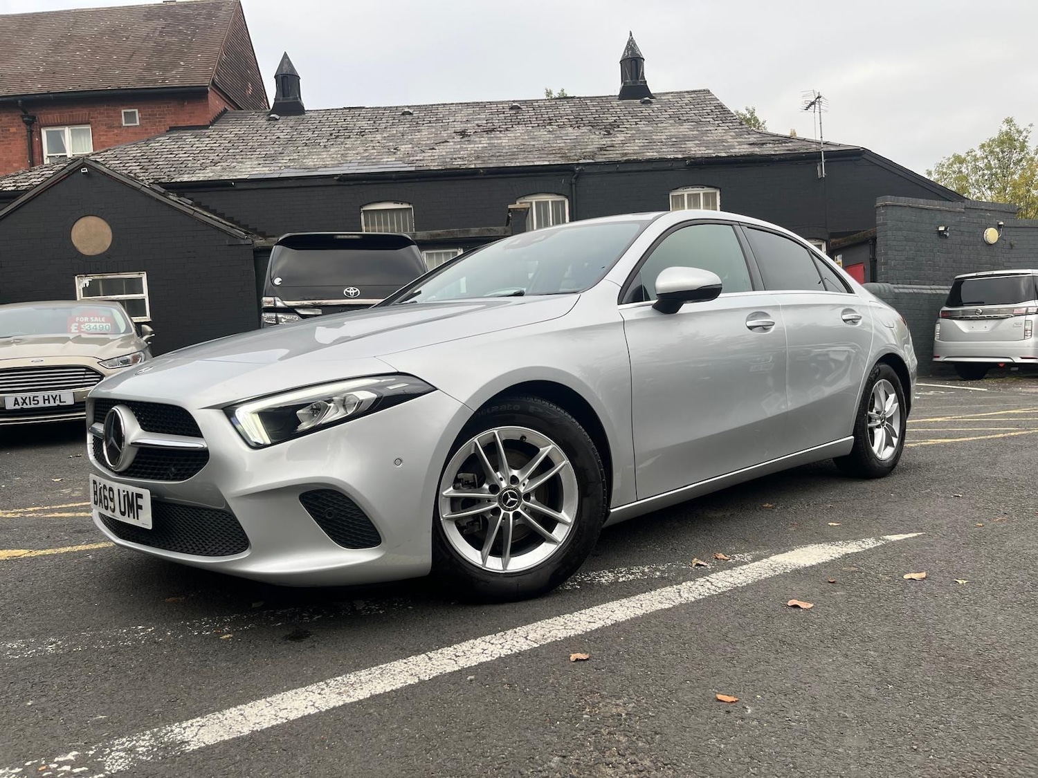 Used Mercedes-Benz A-Class for sale - 76476429: Photo 2