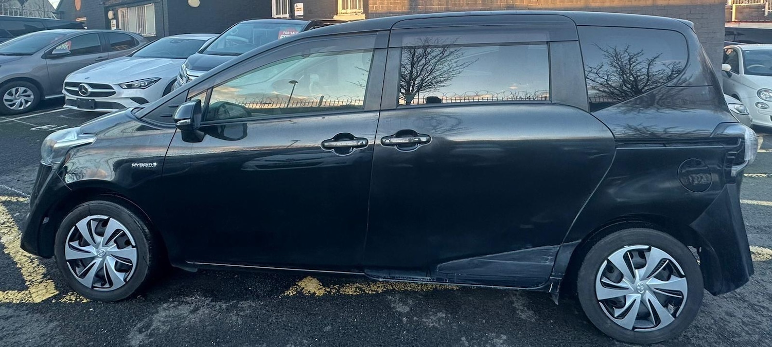 Used Toyota Sienta 2025 for sale - 77291758: Photo 6