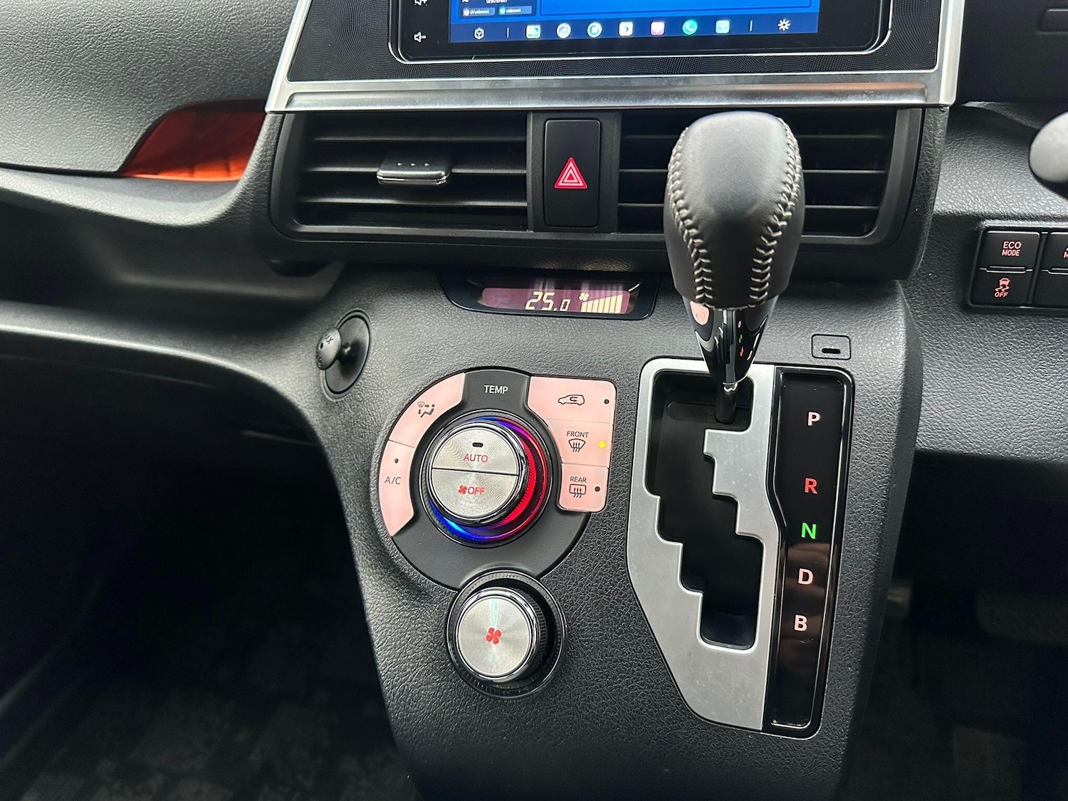 Used Toyota Sienta 2025 for sale - 78115073: Photo 14