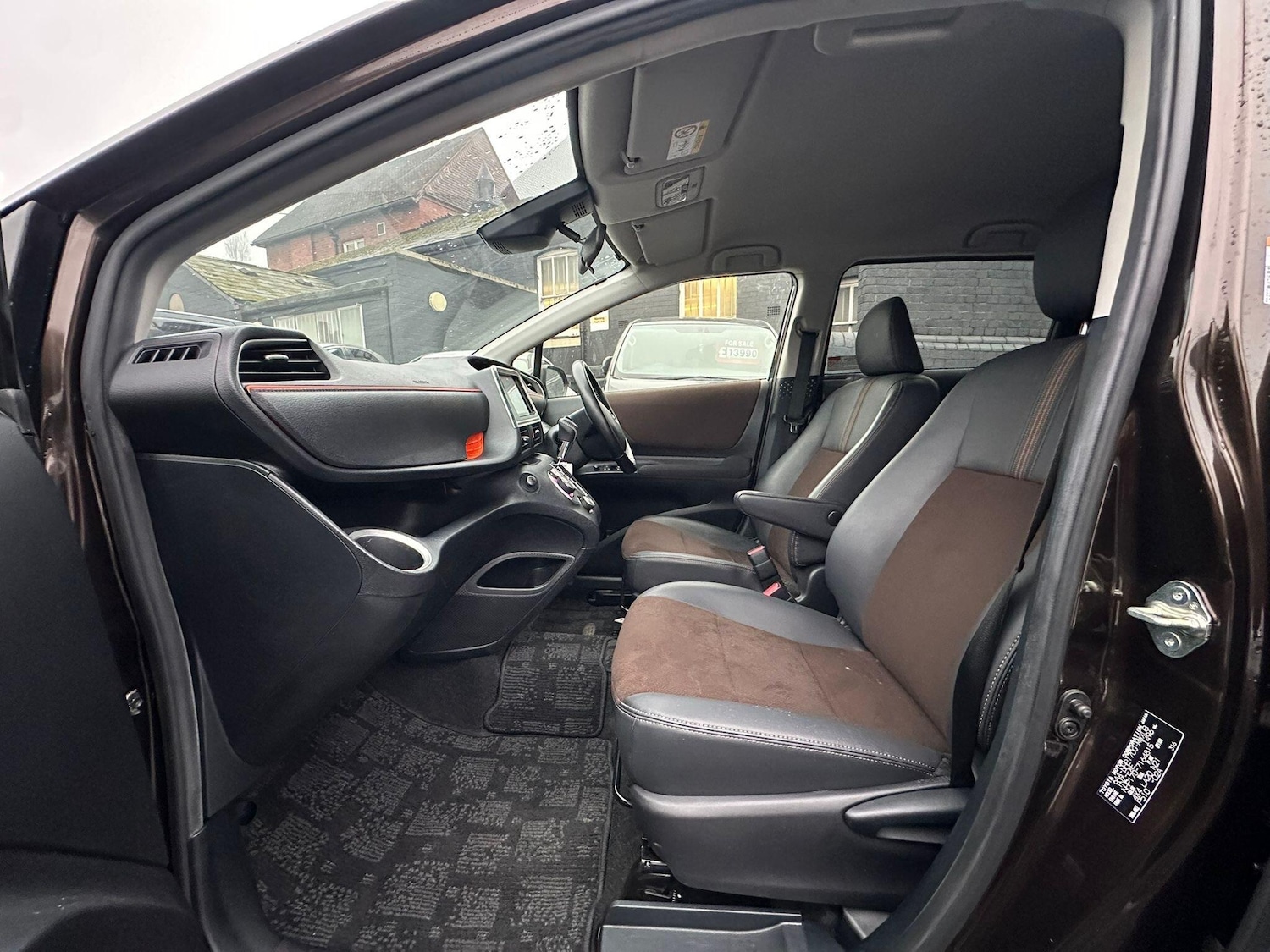 Used Toyota Sienta 2025 for sale - 78115073: Photo 16