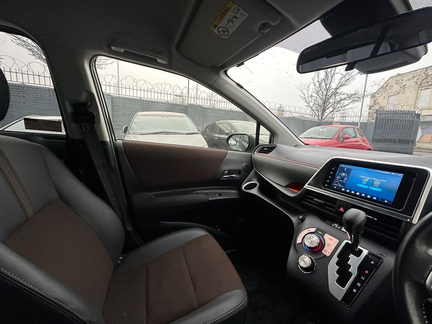 Used Toyota Sienta 2025 for sale - 78115073: Photo 18