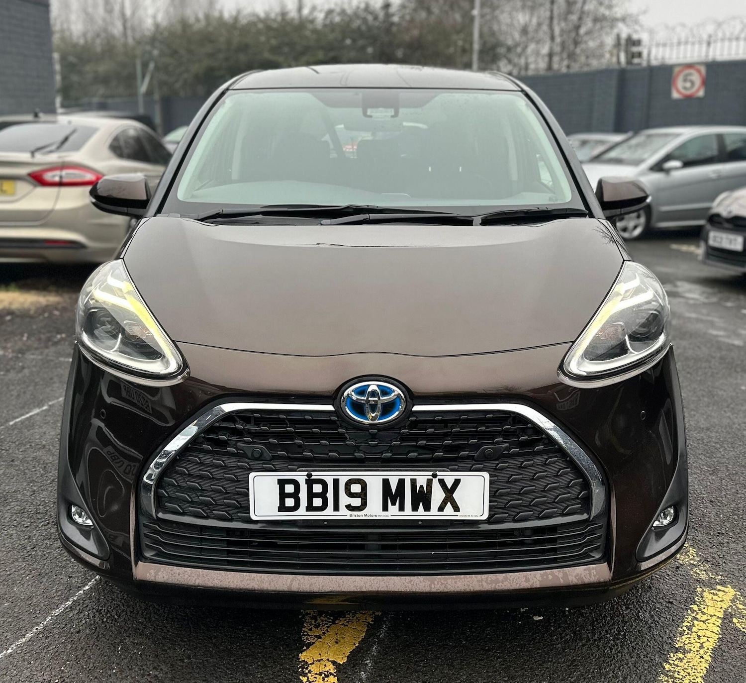 Used Toyota Sienta 2025 for sale - 78115073: Photo 7