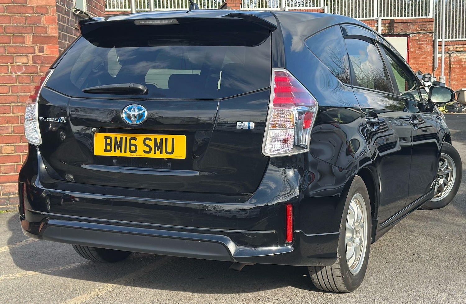 Used Toyota Prius+ for sale - 76476432: Photo 8