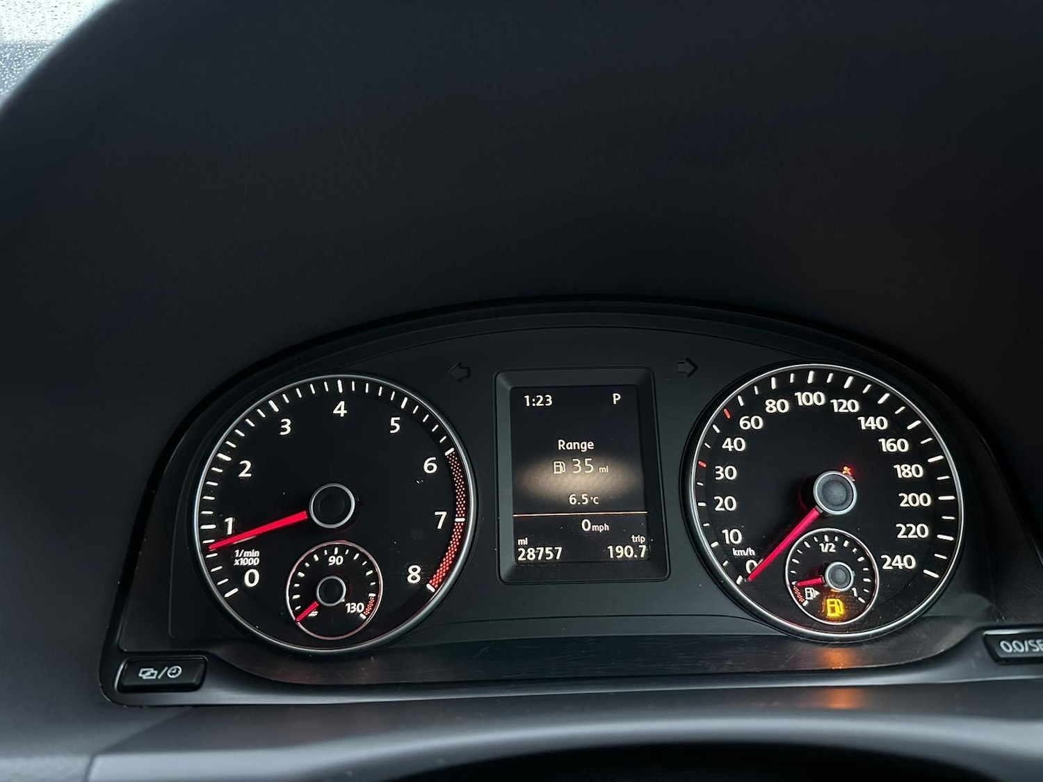 Used Volkswagen Touran for sale - 77537418: Photo 16