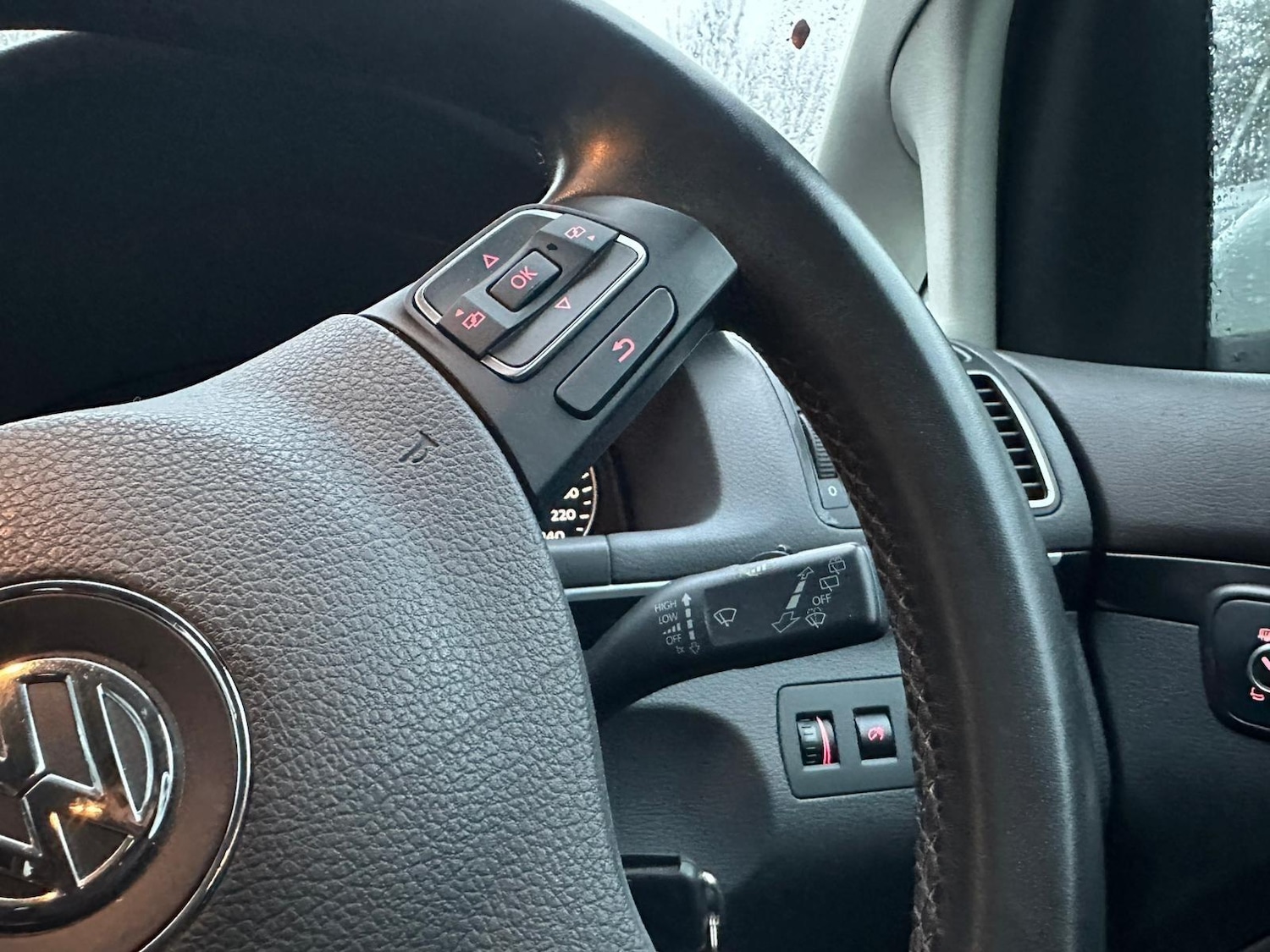 Used Volkswagen Touran for sale - 77537418: Photo 18