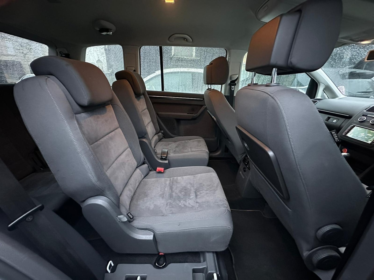 Used Volkswagen Touran for sale - 77537418: Photo 22