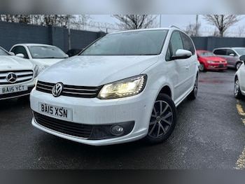 Used Volkswagen Touran 2015 for sale - 77537418: Photo