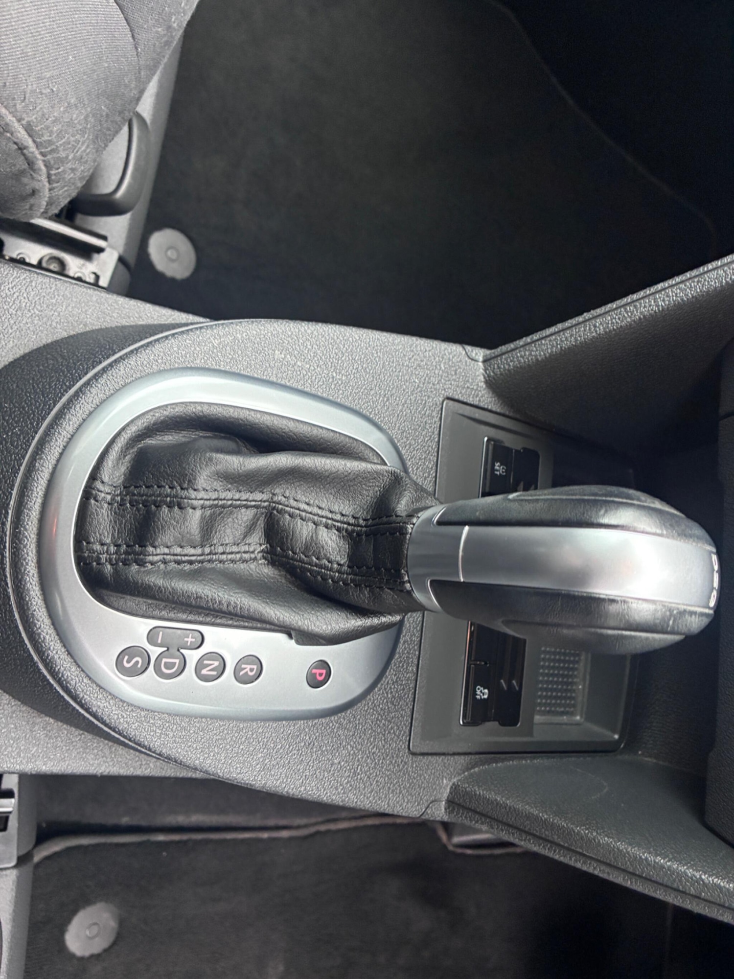 Used Volkswagen Touran for sale - 77537418: Photo 30