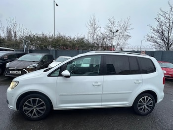 Used Volkswagen Touran 2015 for sale - 77537418: Photo