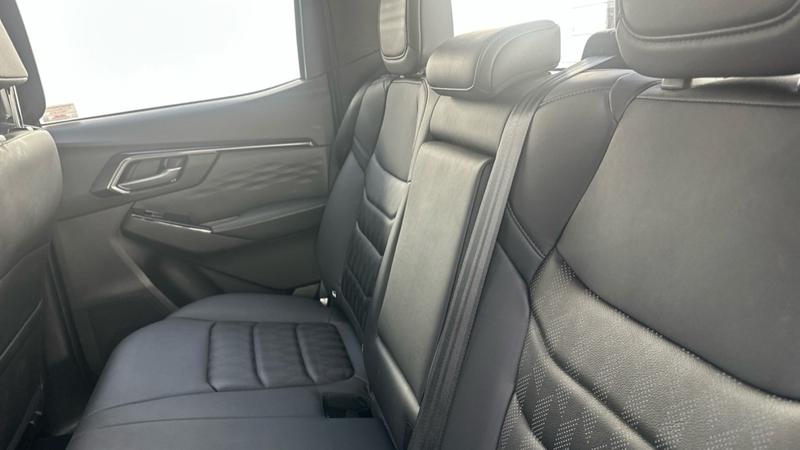 Used Isuzu D-Max 2024 for sale - 77804427: Photo 12