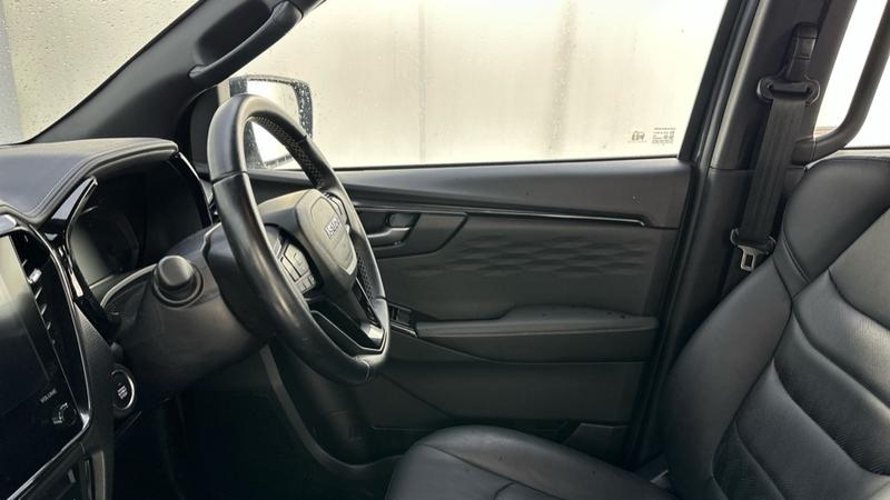 Used Isuzu D-Max 2024 for sale - 77804427: Photo 30