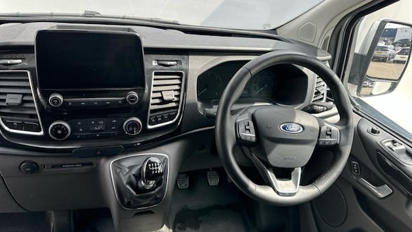 Used Ford Transit Custom 2023 for sale - 74946948: Photo 4