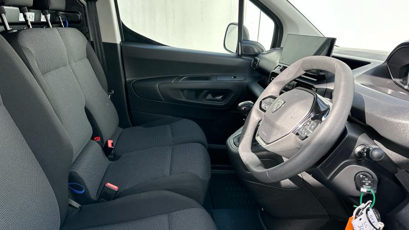 Used Peugeot Partner 2026 for sale - 77989062: Photo 23