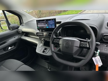 Used Citroen Berlingo 2025 for sale - 76244744: Photo