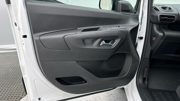 Used Citroen Berlingo 2025 for sale - 76184426: Photo 28