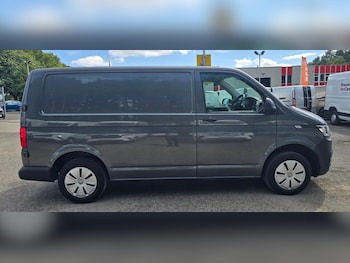 Used Volkswagen Transporter 2024 for sale - 79393988: Photo