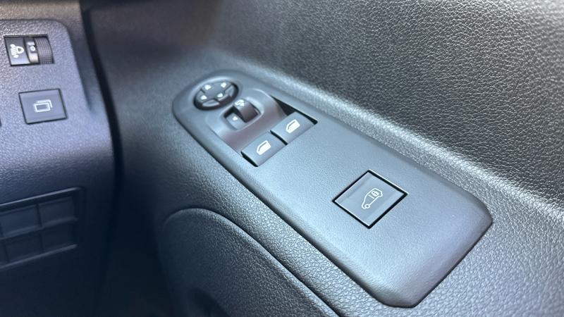 Vehicle 33