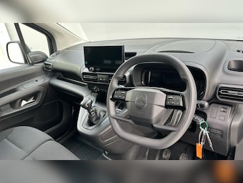 Used Citroen Berlingo 2025 for sale - 76222696: Photo