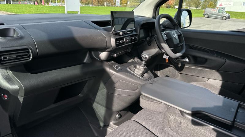 Used Citroen Berlingo 2025 for sale - 76244840: Photo 31