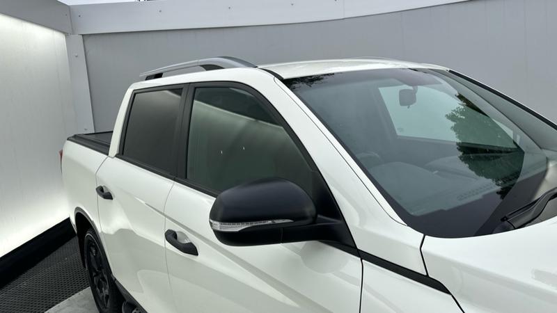 Vehicle 33