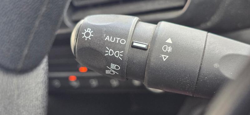 Used Peugeot Partner 2023 for sale - 78206187: Photo 28