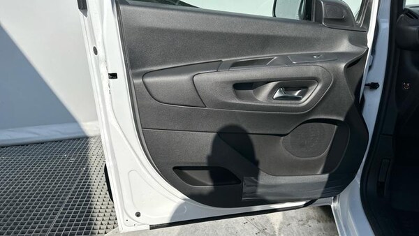 Used Citroen Berlingo 2025 for sale - 75713152: Photo 24
