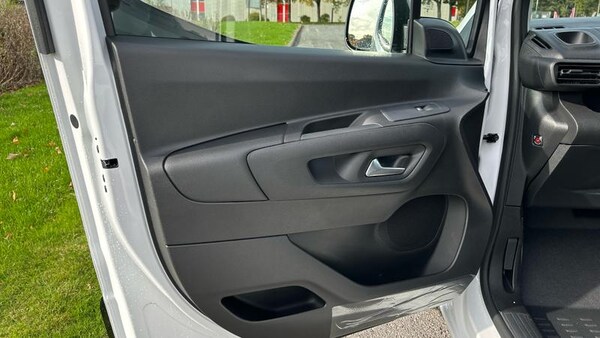 Used Citroen Berlingo 2025 for sale - 76255391: Photo 31