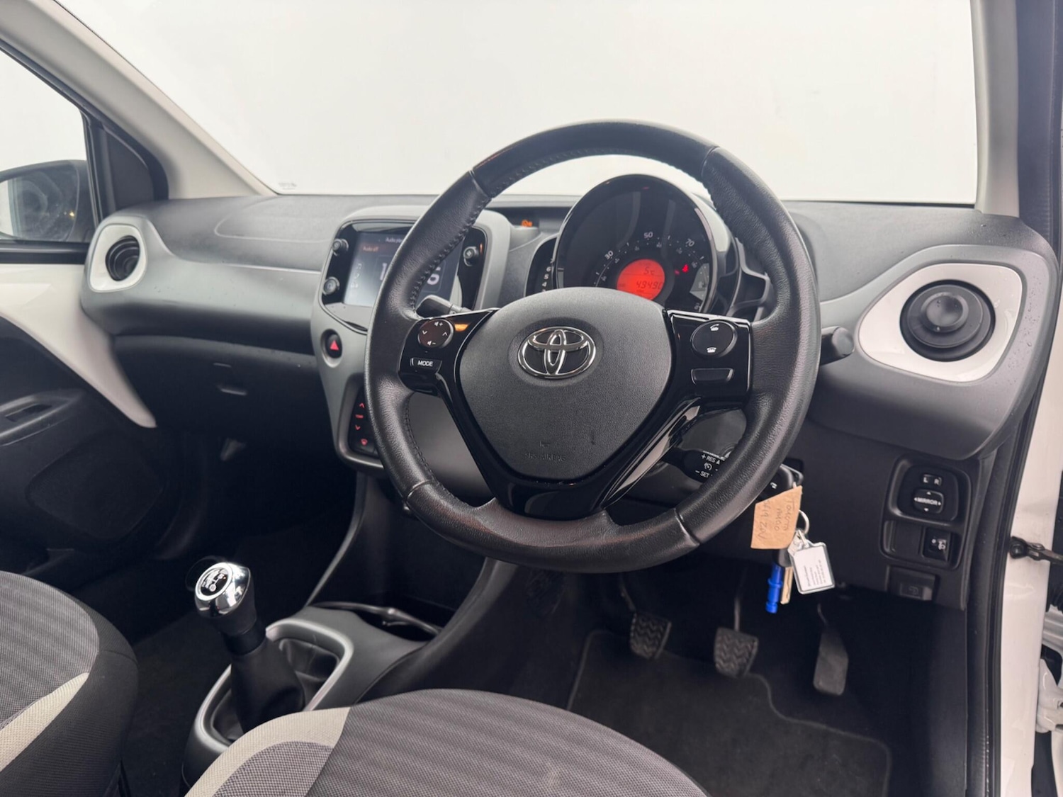 Used Toyota AYGO 2019 for sale - 77297086: Photo 9